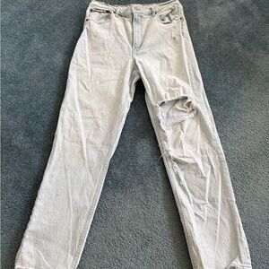 Abercrombie & Fitch 90s Straight Ultra High Rise Light Wash Jeans with Knee Hole